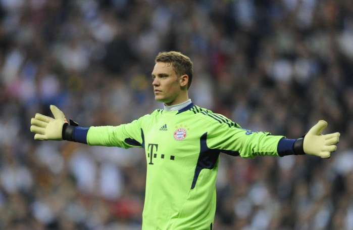  克莱蒙门将连续扑点，球队惊险守平强敌  