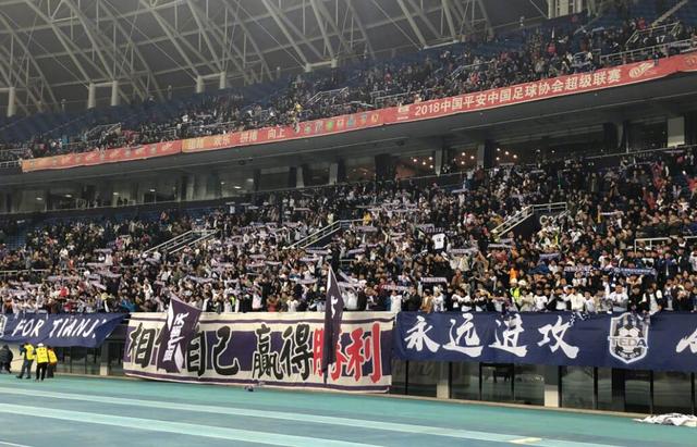  法兰克福主场观众人数创新高破五万大关  